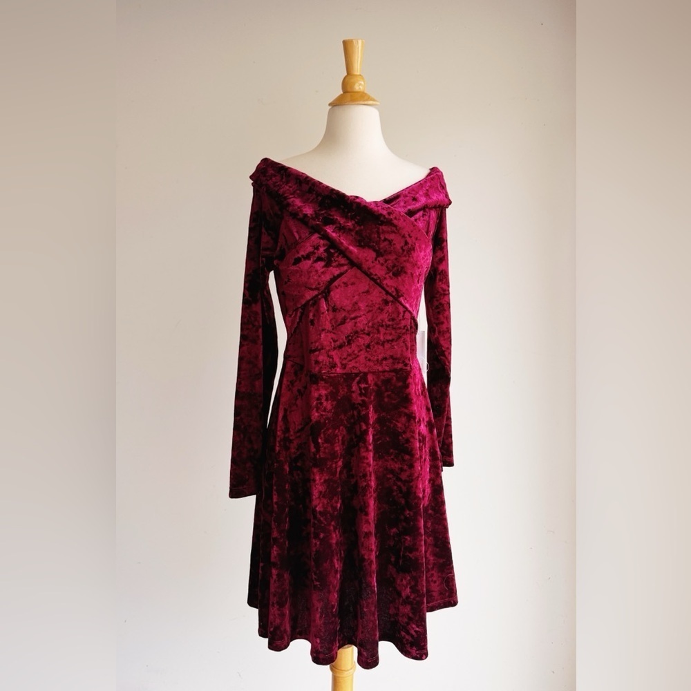 NWT CHELSEA 28 Crushed Velvet Off-Shoulder Dress | Size L